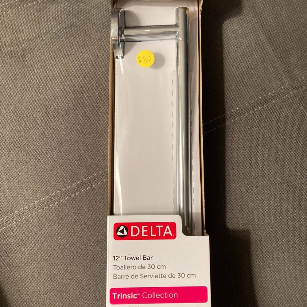 Delta 12" Towel Bar Chrome Finish Trinsic Collection